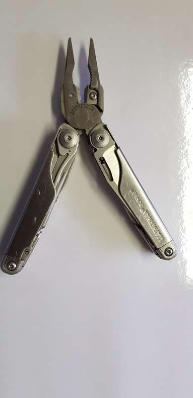 Leatherman Surge